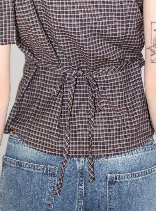 STRAP CHECK SLEEVELESS SHIRT