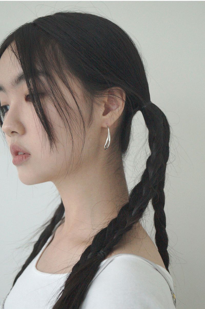 WINDING EARRINGS