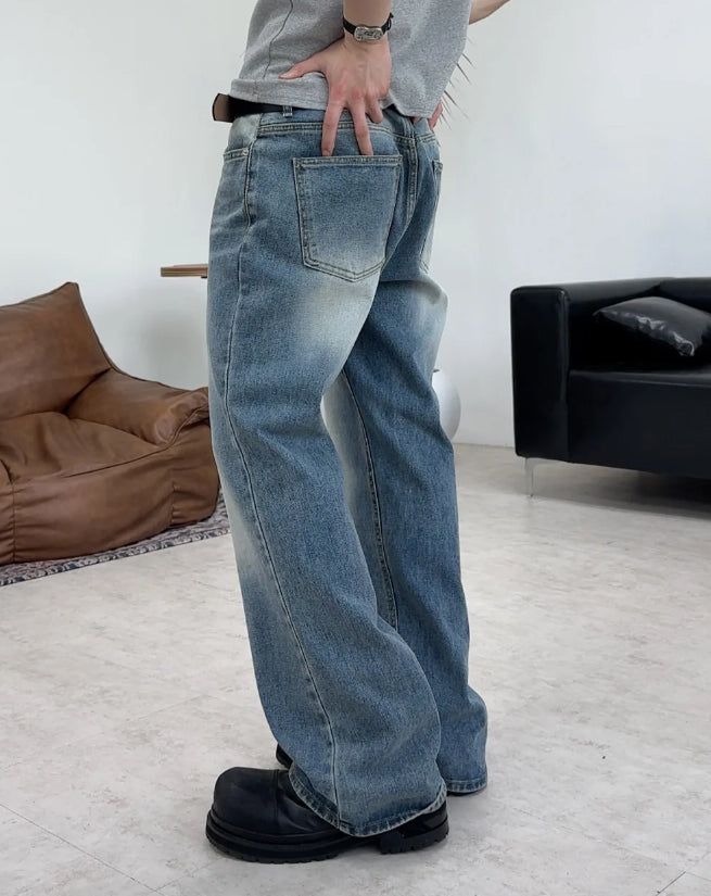 Kaise Washed Semi-Flare Jeans