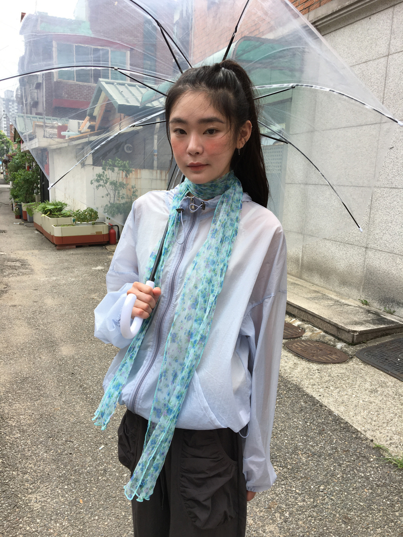 DUGGY（ダギー）の「Airy Blossom Scarf (2color)（Fashion Accessories）」