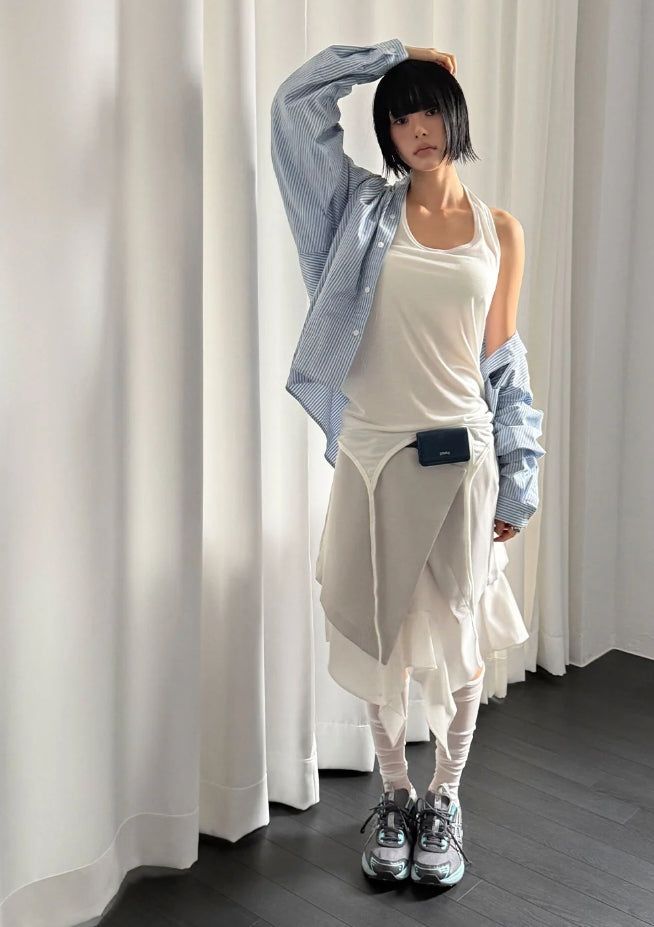 LAYERED HALTER SLEEVELESS