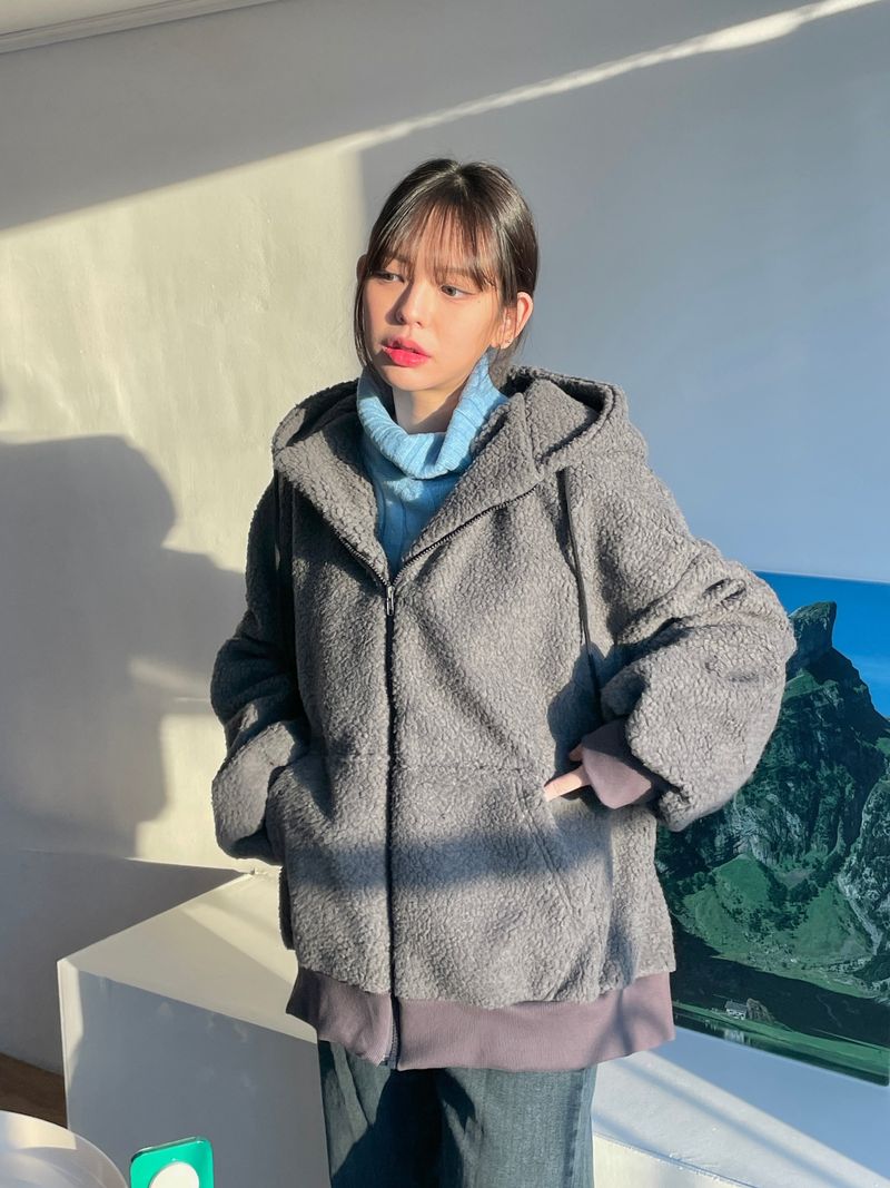 Turley hood zip-up