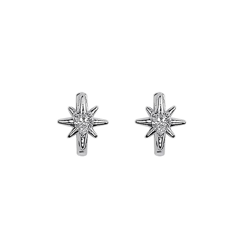 VVV(ブイブイブイ)の「Mini Star Cubic Ring Earrings(Accessories)」