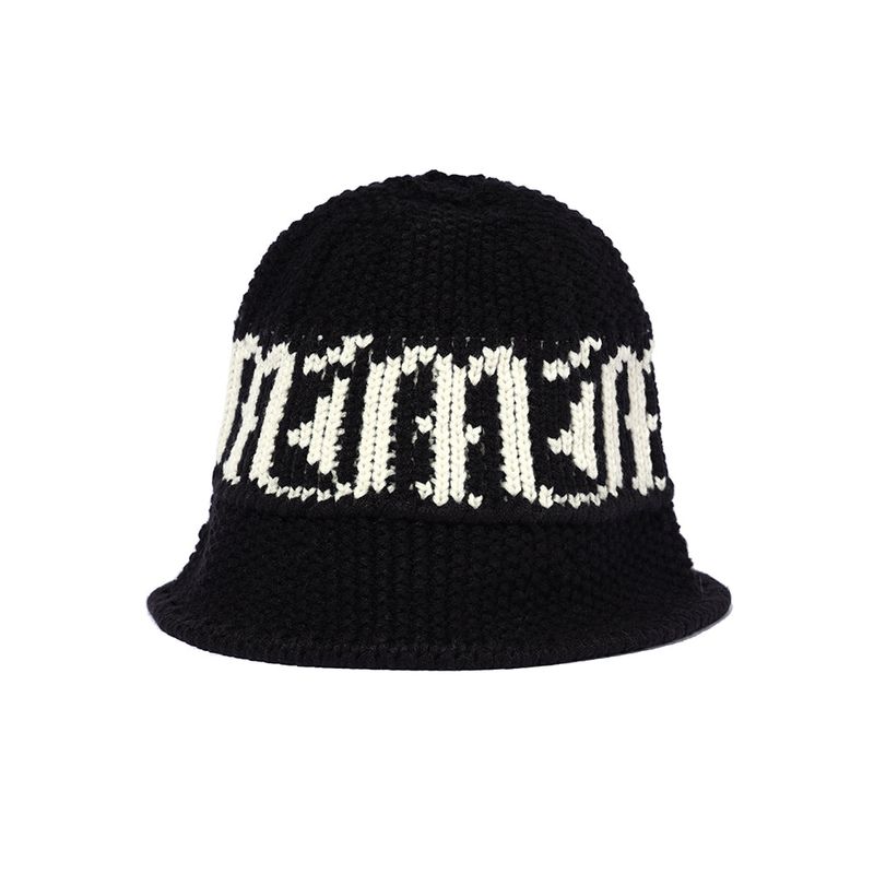 GOTHIC KNIT BUCKET HAT
