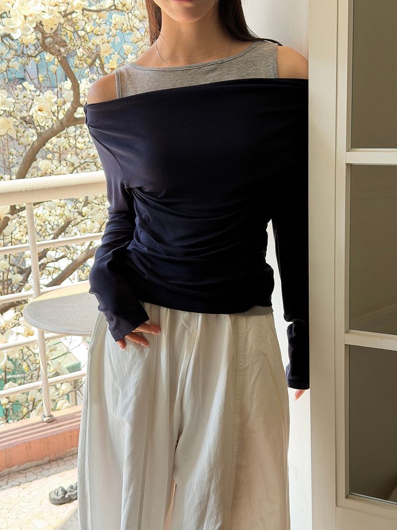 MUZESEOUL（ミューズソウル）の「[SET] Layered off shoulder(3color)（Tops）」