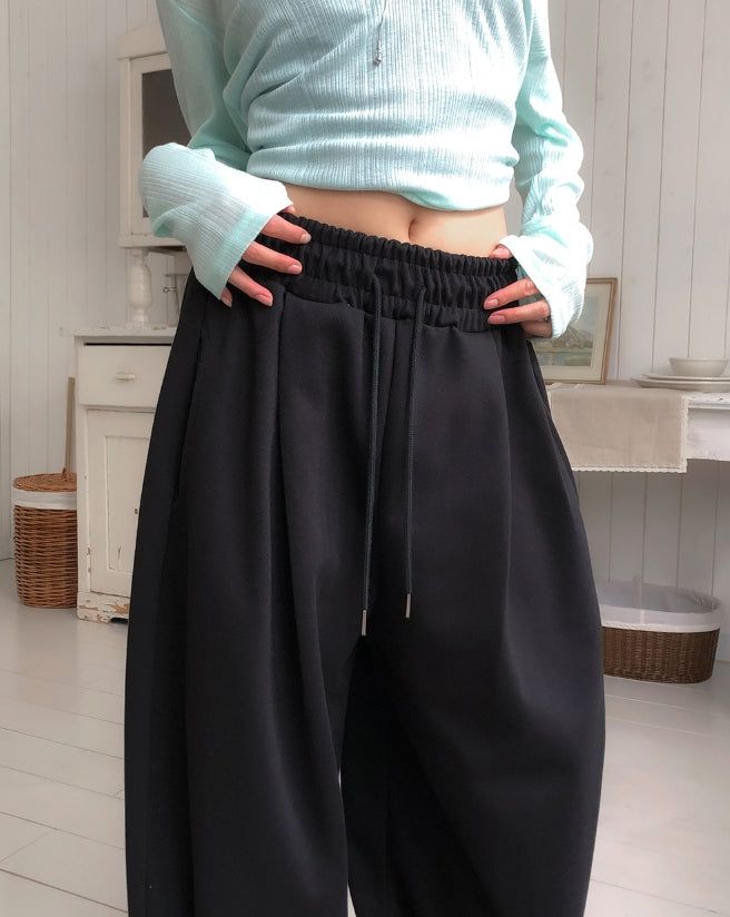 Freak Pintuck Balloon Training Pants