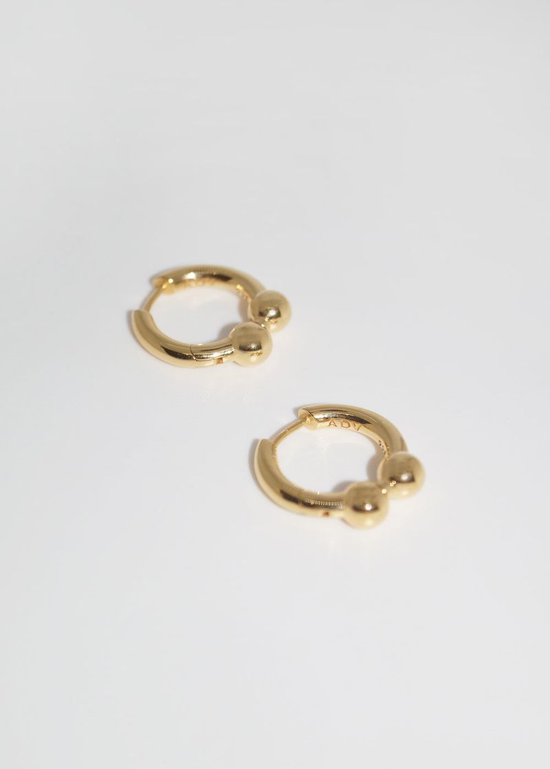 ANDEZVOUS(アンデビュー)の「DUAL BALL GOLD EARRINGS(Accessories)」
