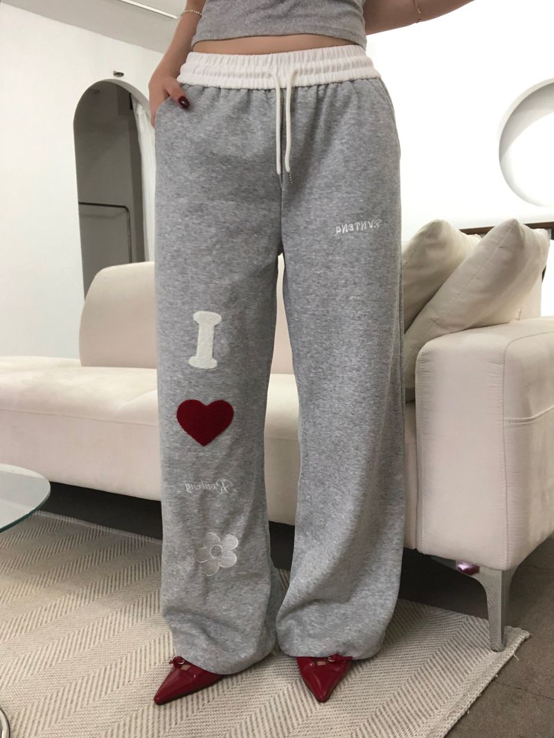 I ♥ Heart patch pants