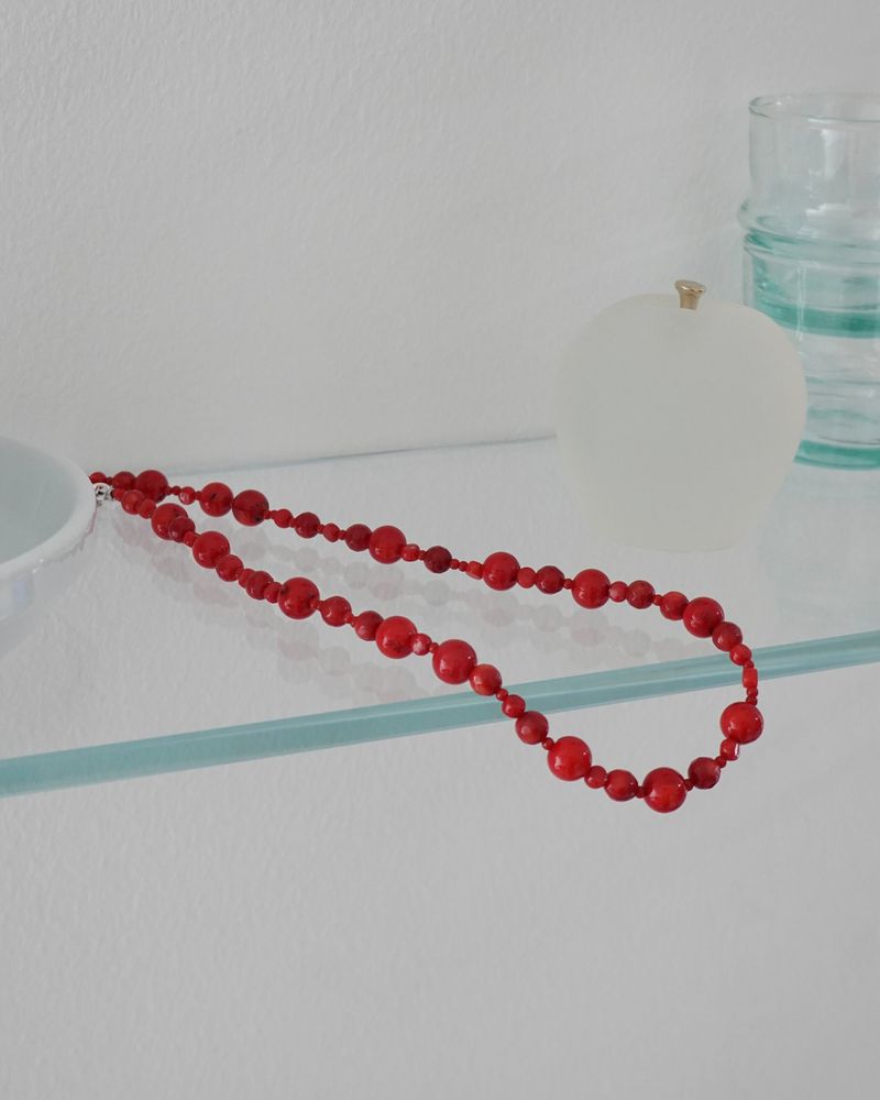 Bold various coral necklace