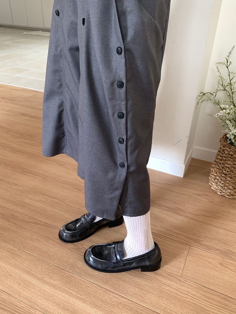 BUTTON TWO-WAY BERMUDA SLACKS (3C)