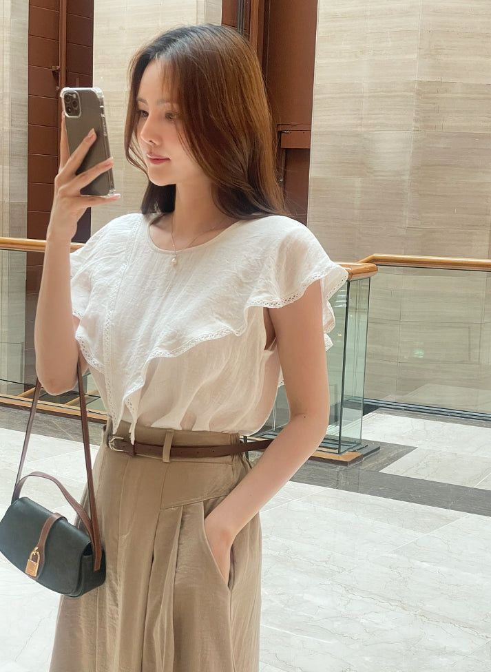 Gobel Lace Ruffle Linen Blouse