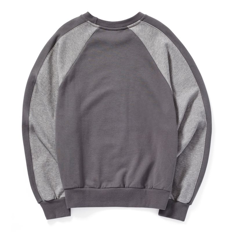 HUDDLING PENGUIN RAGLAN SWEATSHIRT_GRAY