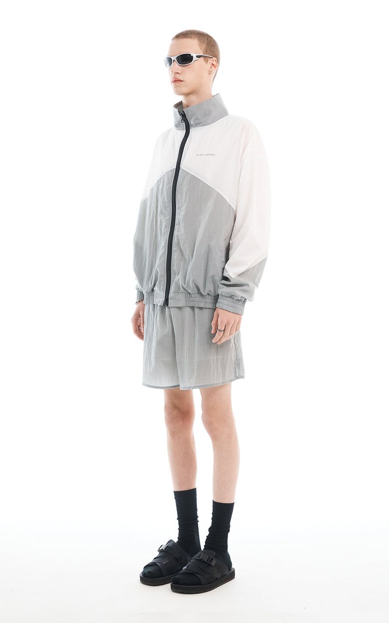 REFLECTIVE WIND BREAKER_GREY