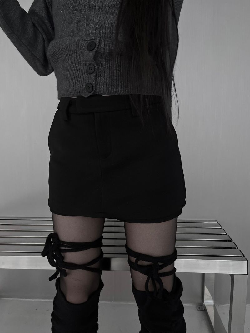 URBAN UNIQUE（アーバンユニーク）の「winter basic mini skirt (2color)（Skirts）」