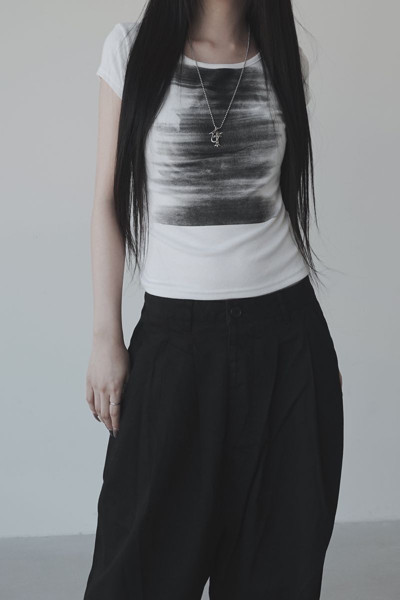 URBAN UNIQUE(アーバンユニーク)の「smudge printing short sleeve T (2color)(Tops)」