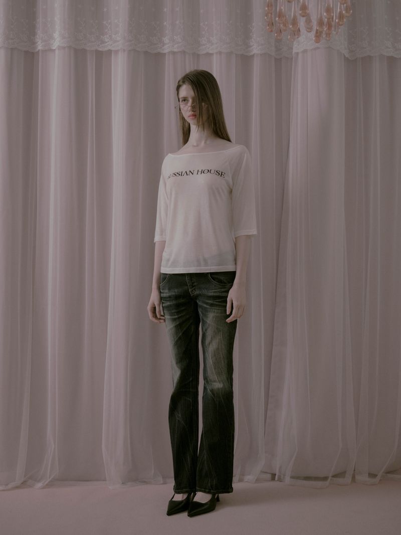 Gaussian Slim T White