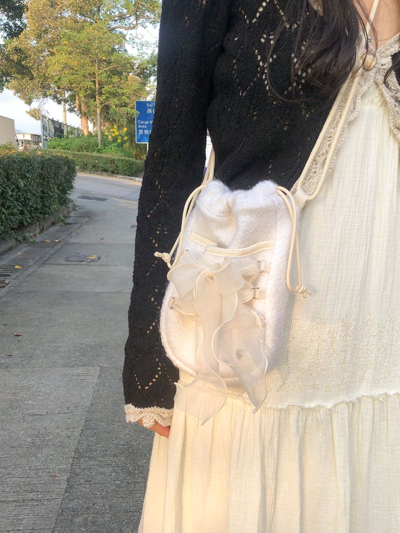 Mini sneaker ribbon bag_snow white (dumble)