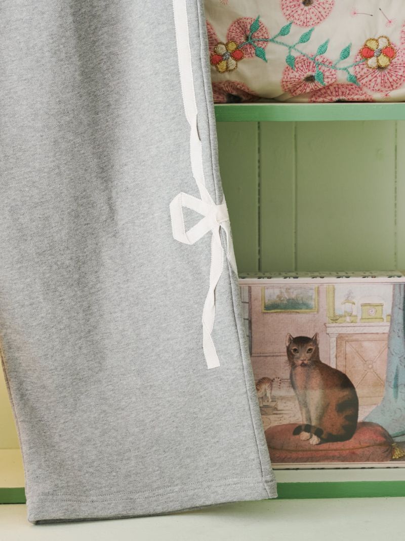 [SS ver] SWEET RIBBON SWEAT PANTS - GRAY/WHITE