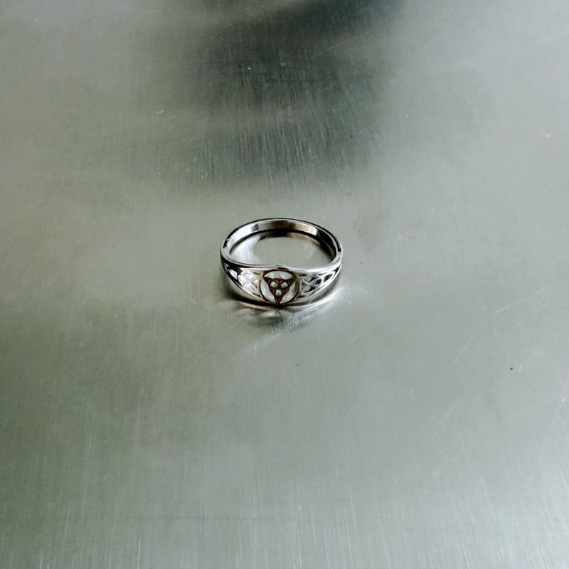 Cutline Band Ring