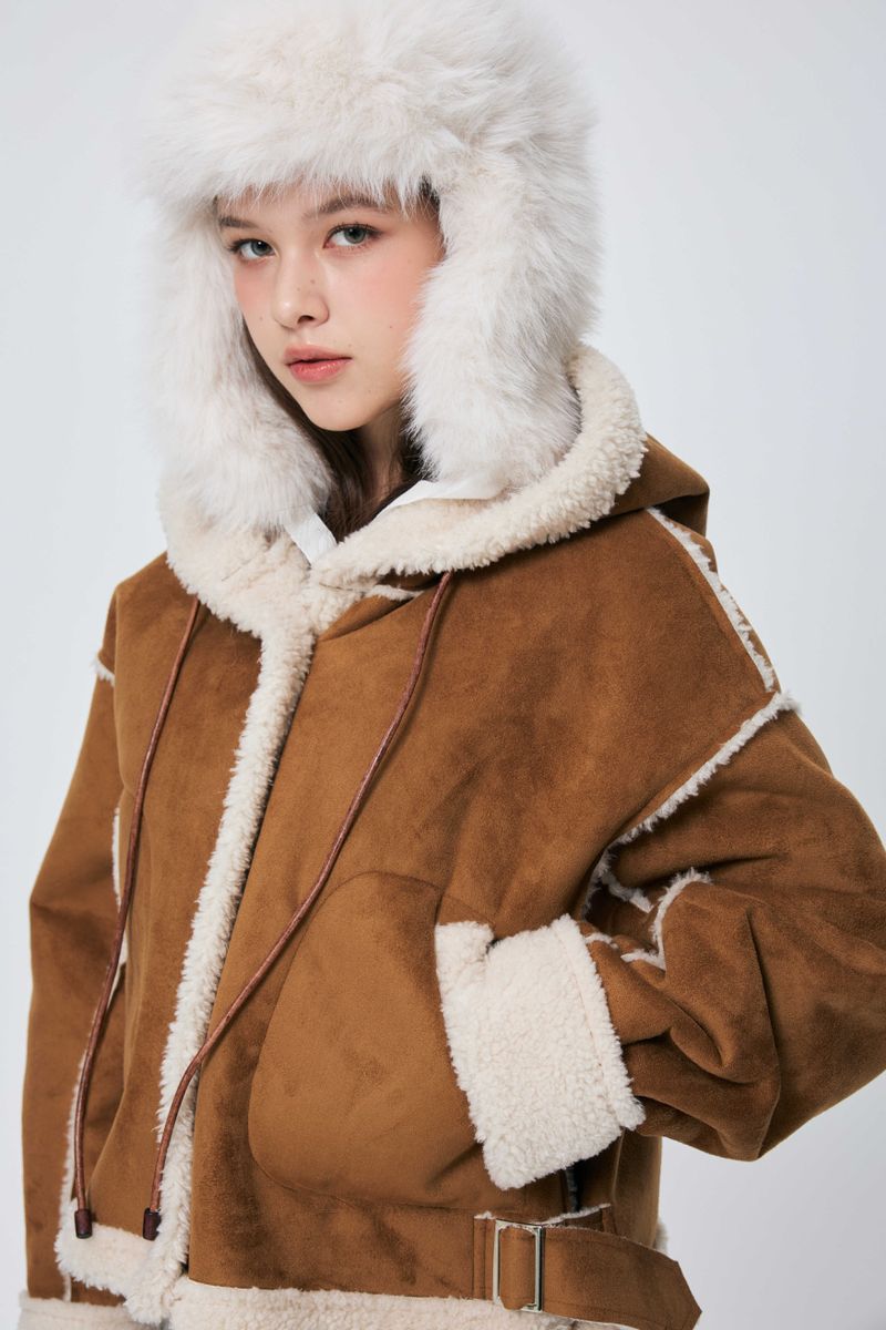 ADORABLE HOOD MUSTANG / CAMEL