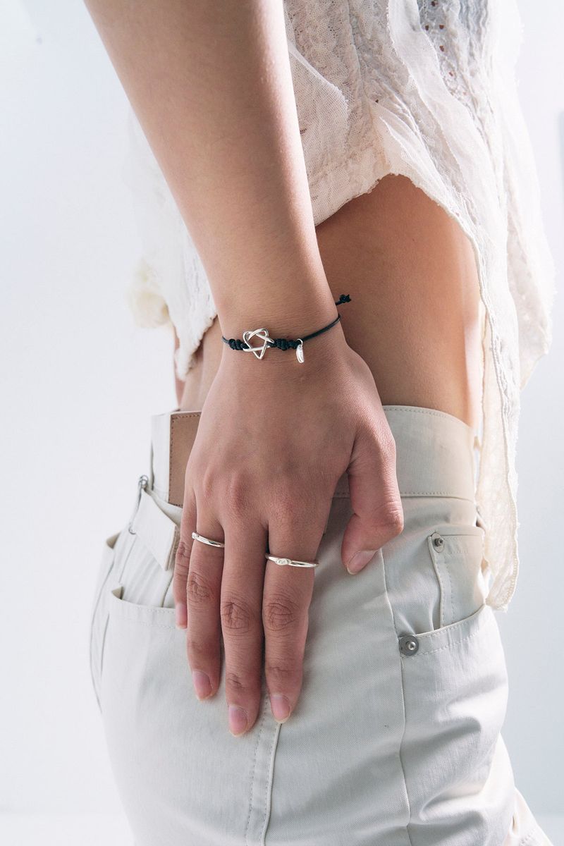 NO.406 STAR LOGO KNOT BRACELET