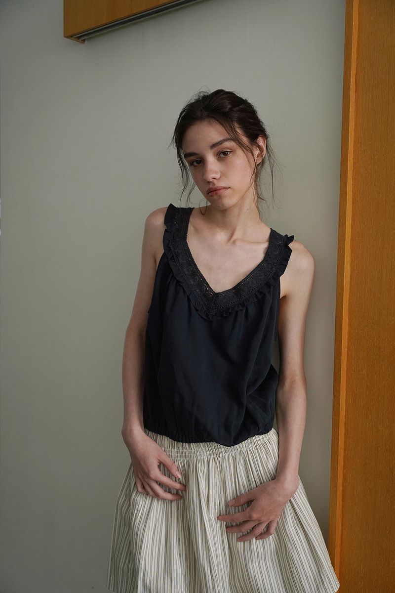 Bella lace blouse_navy