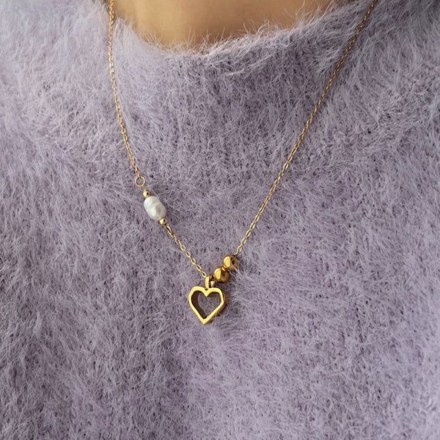 loys Lettering Heart Fresh Water Pearl Ball Guest Necklace