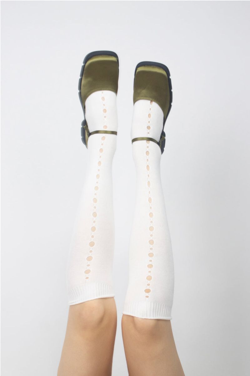 hole knee socks (4 color)