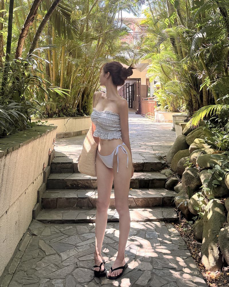 Raytin frill bikini