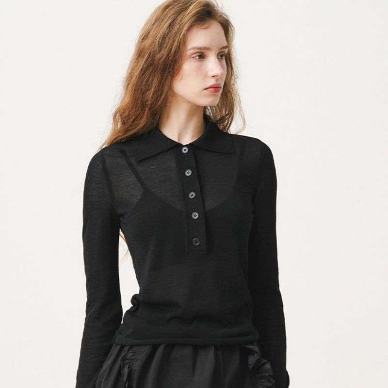 EVMOIU(エブモウ)の「SHEER LONG SLEEVED POLO - BLACK(Tops)」