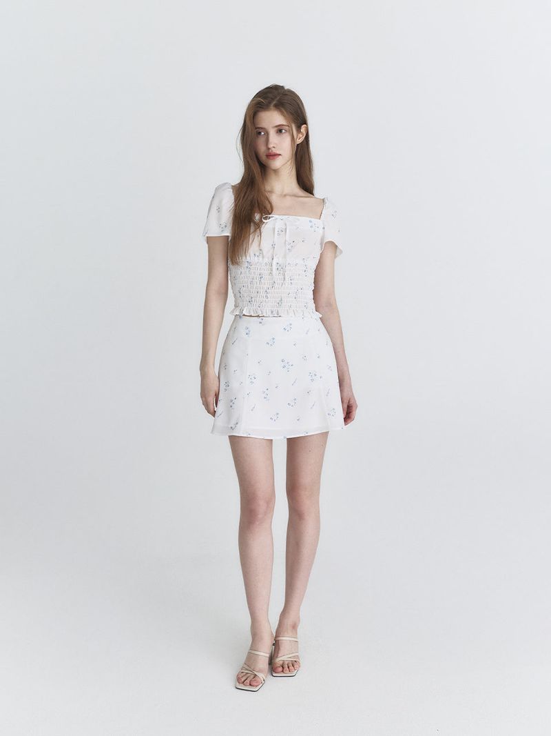Floral puff blouse (White)