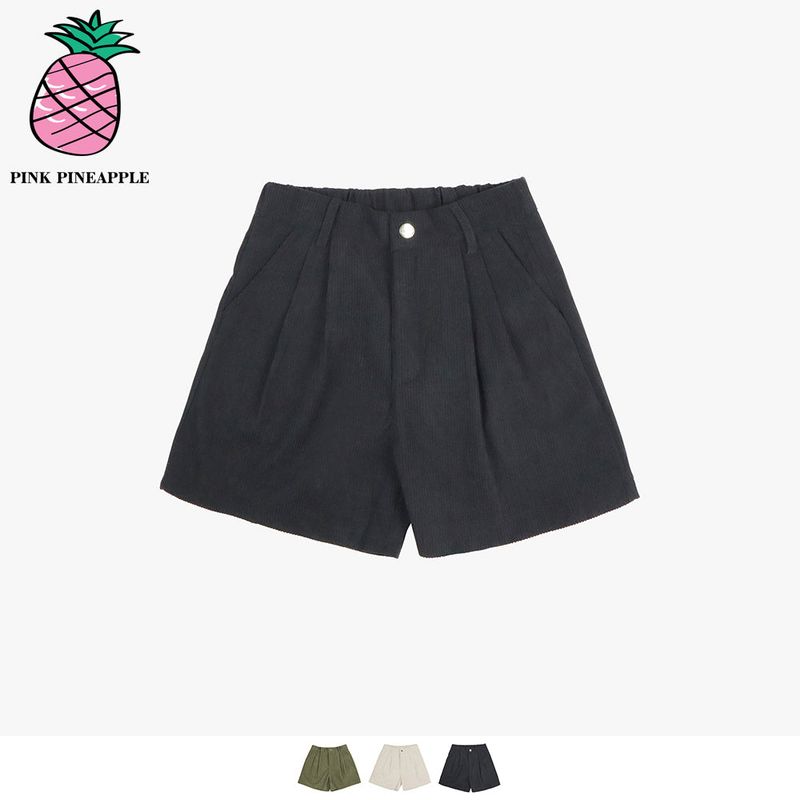 TWO TUCK HALF PANTS