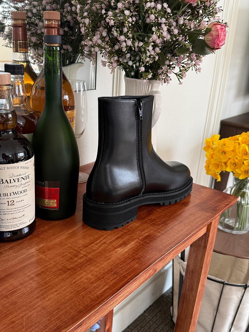 ASCLO Square Toe Ankle Boots