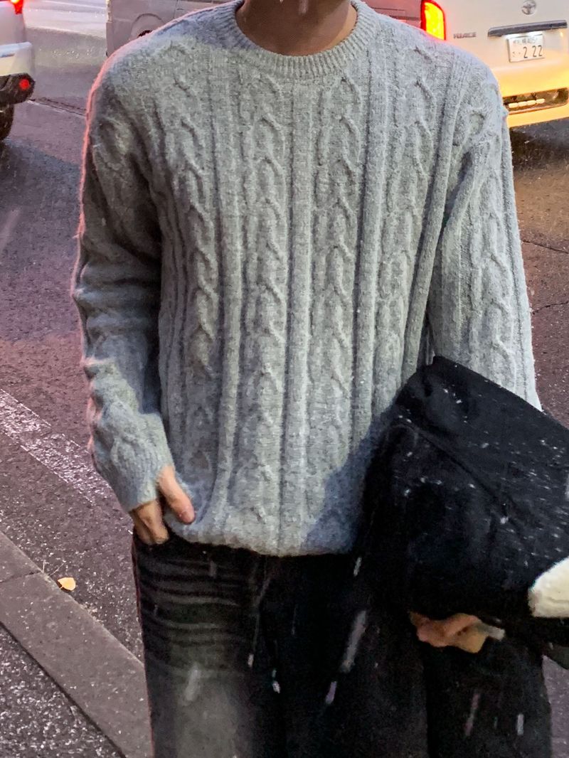 Cozy warmer cable round knit