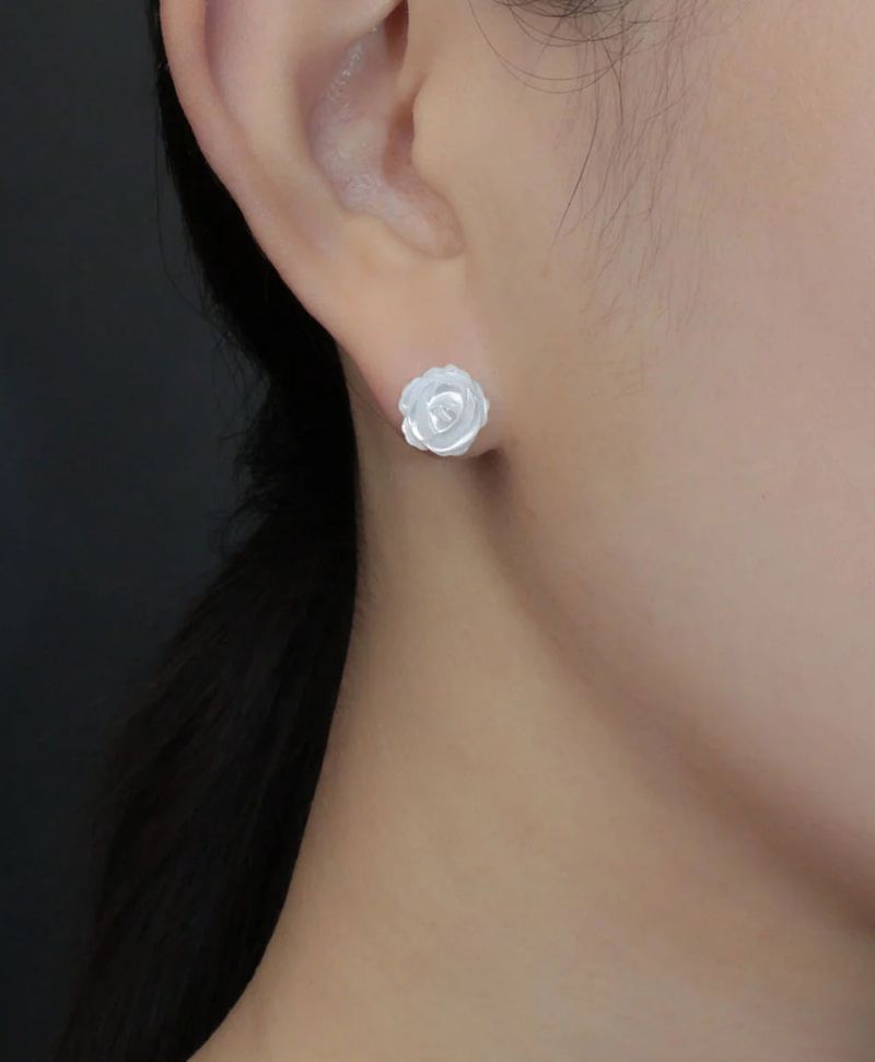 [MADE] rose petal trace earring (1 pair)