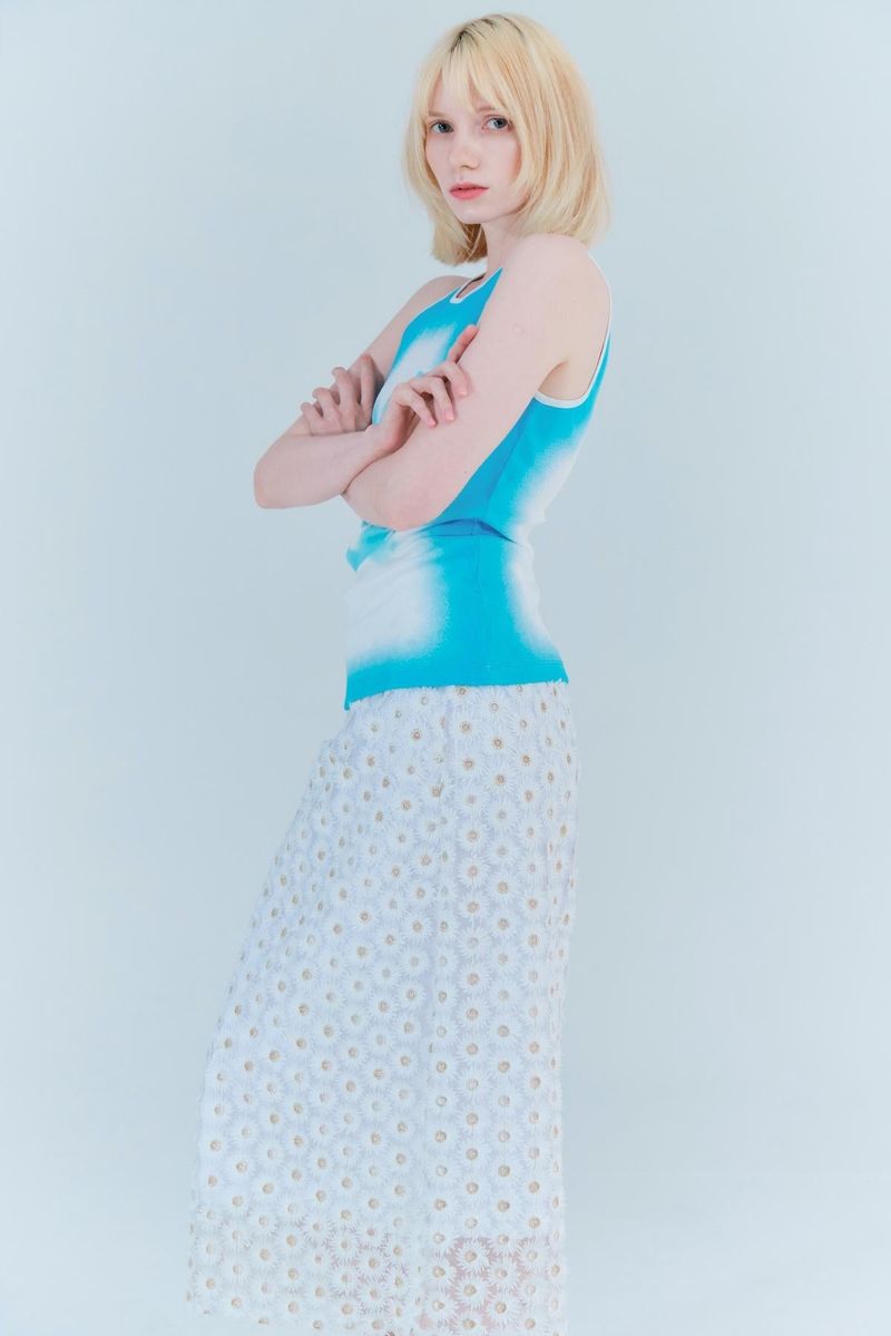 printing tank top_white sky