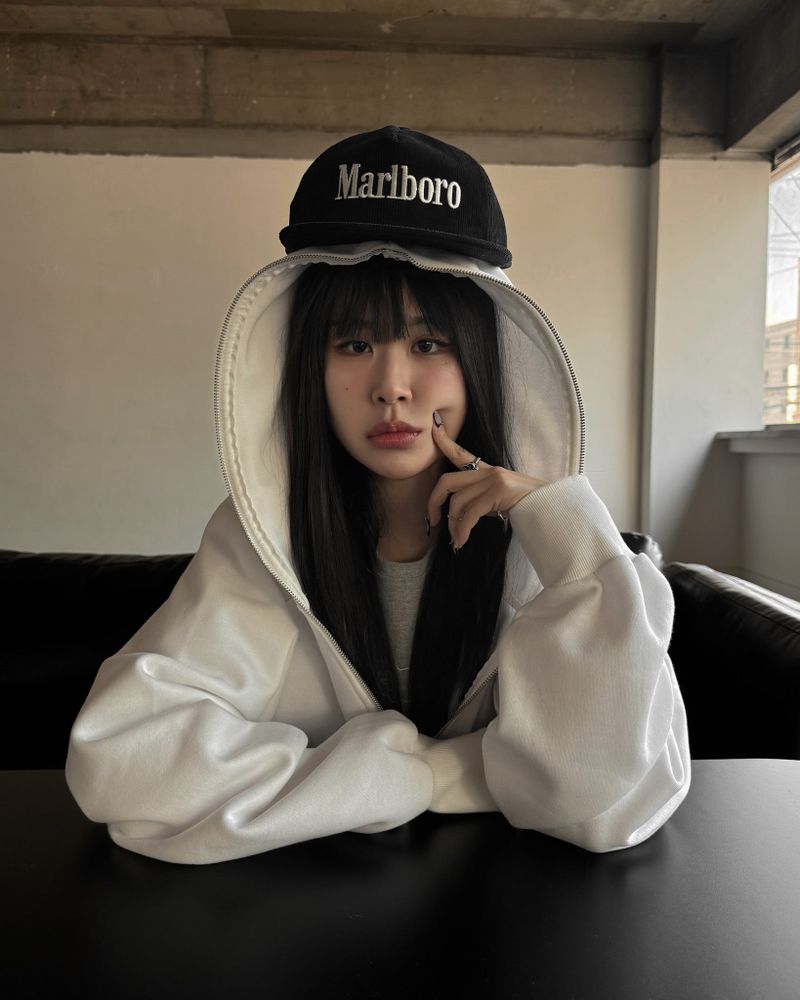 Marlboro corduroy cap