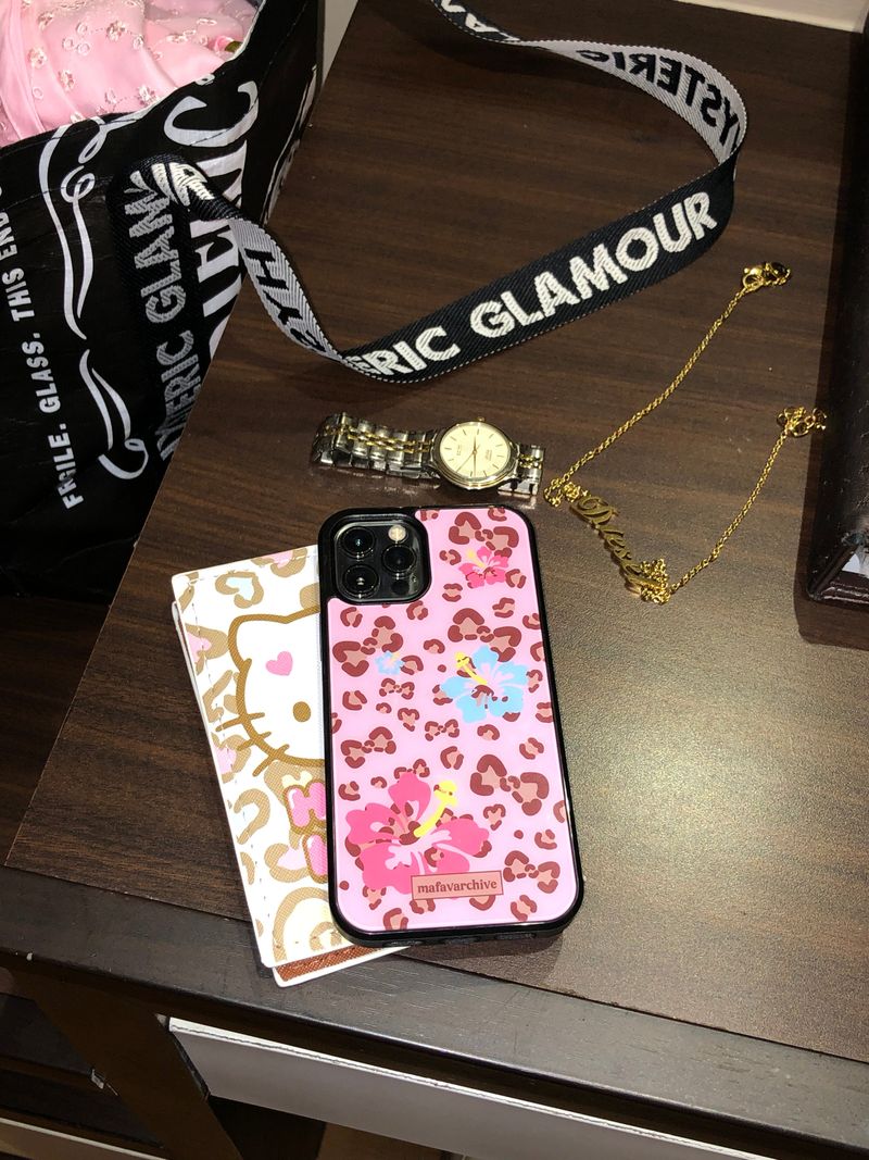 MAFAVARCHIVE(マイフェイブアーカイブ)の「gal aloha glass case(Smartphone Accessories)」
