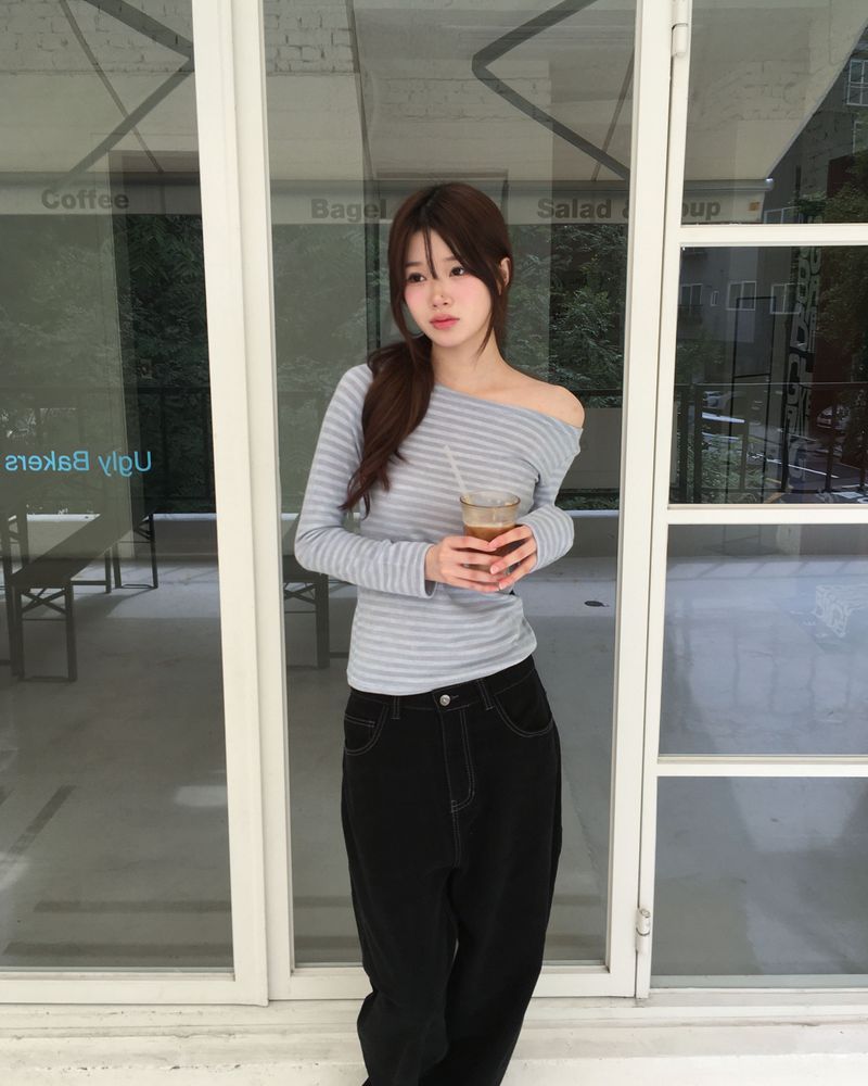 Stripe boat neck T