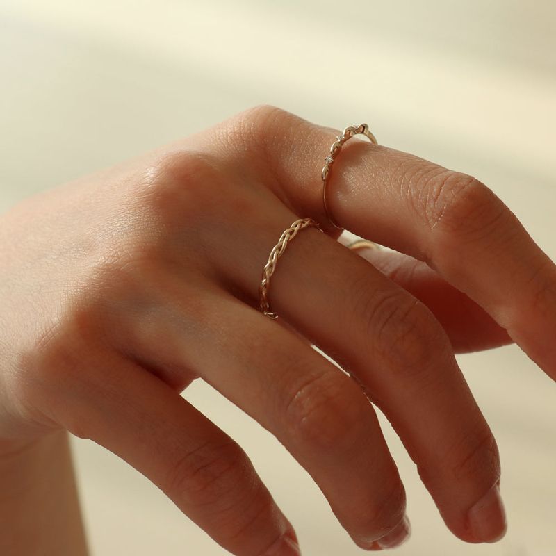 14K gold braid ring