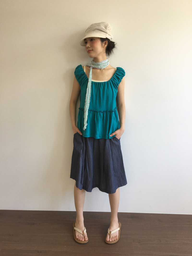 Meadow punched frill sleeveless top (2color) 