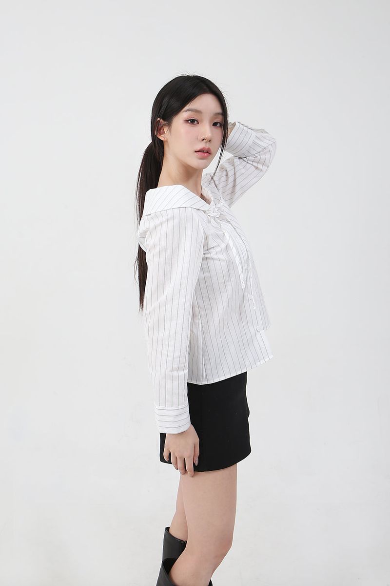 Stripe Offshoulder Blouse_white
