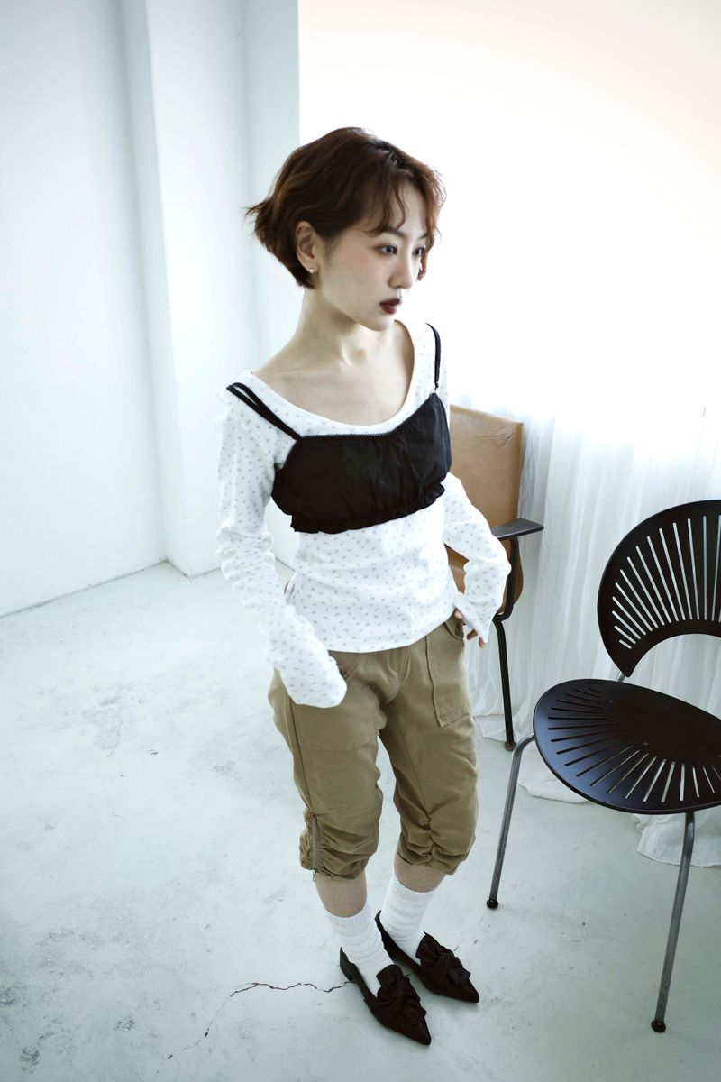 Slim Lace Band Top