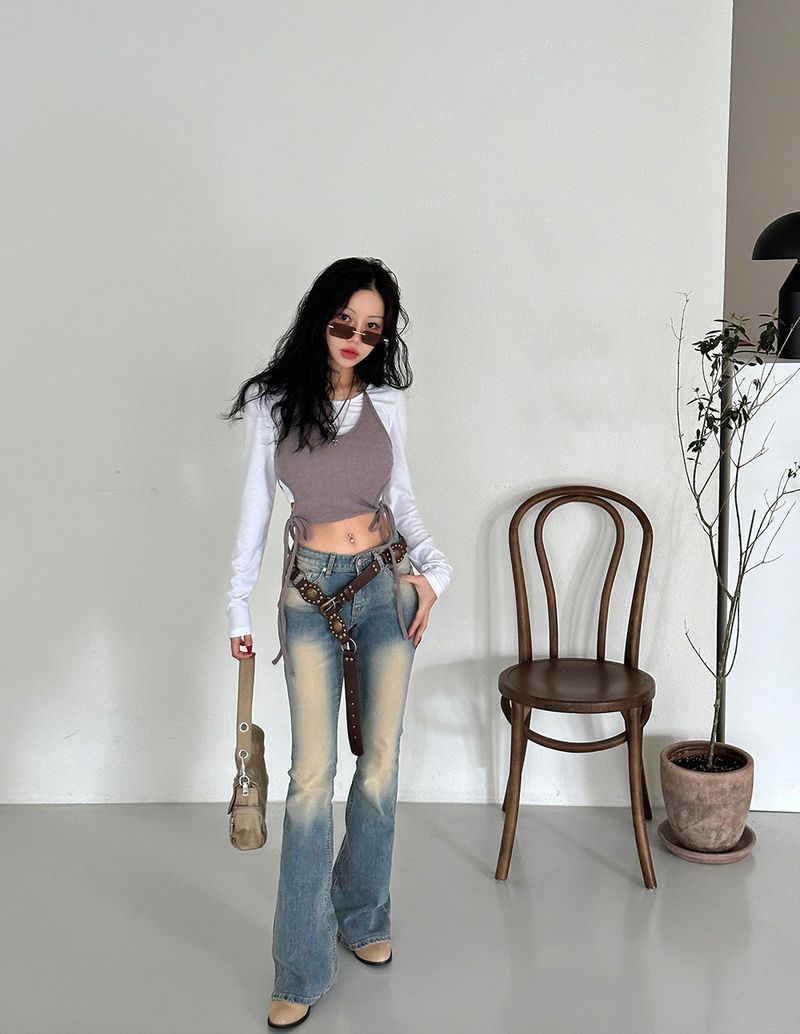 It's soft. A long-sleeved cropped shirt