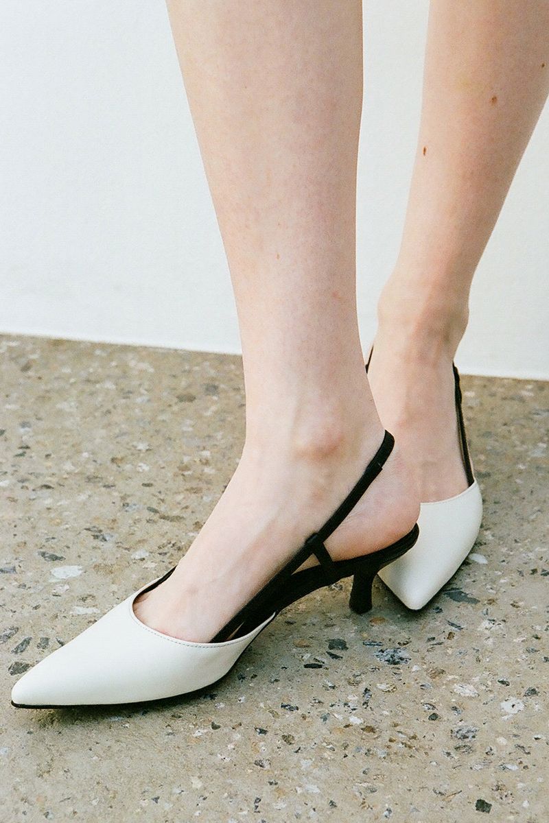 KITTEN SLINGBACK IN WHISPER WHITE&BLACK
