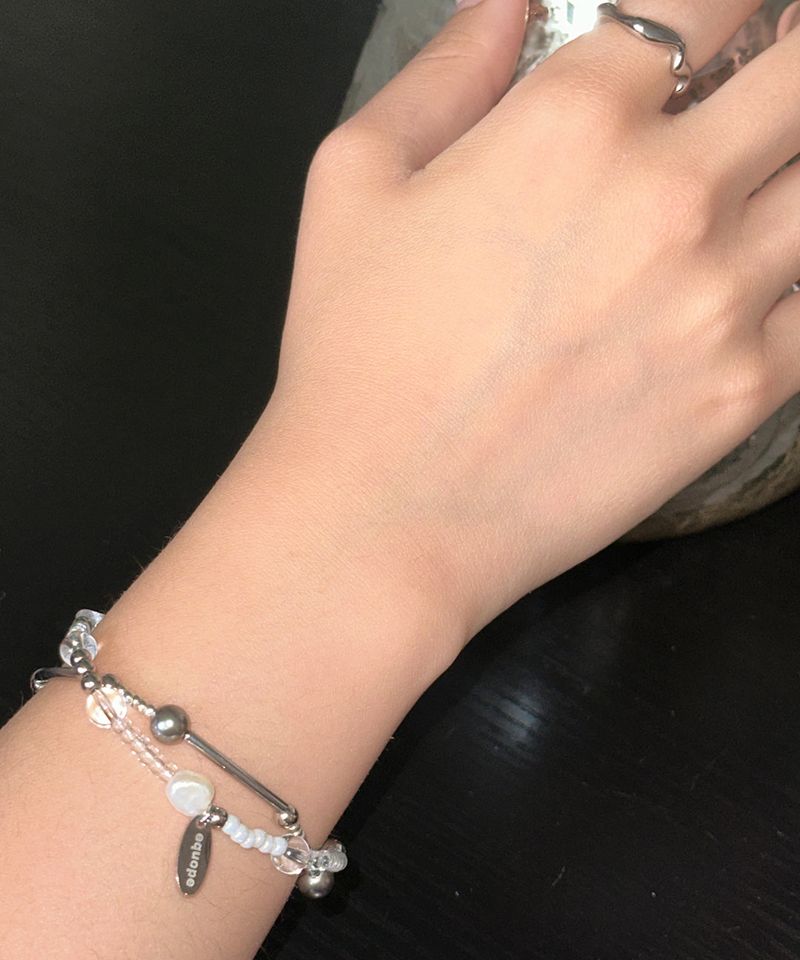pou bracelet
