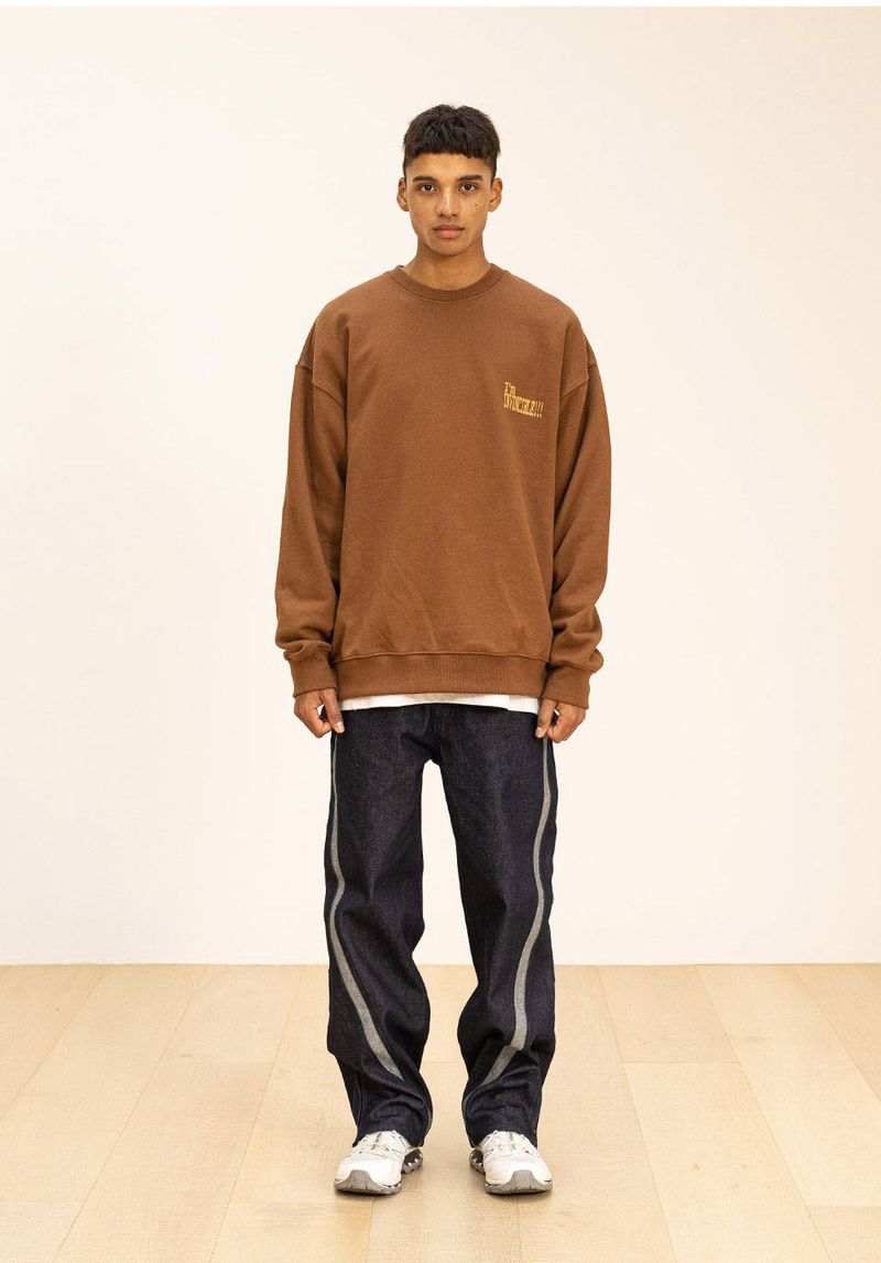 INVINCIBLE OVERSIZED SWEAT SHIRTS