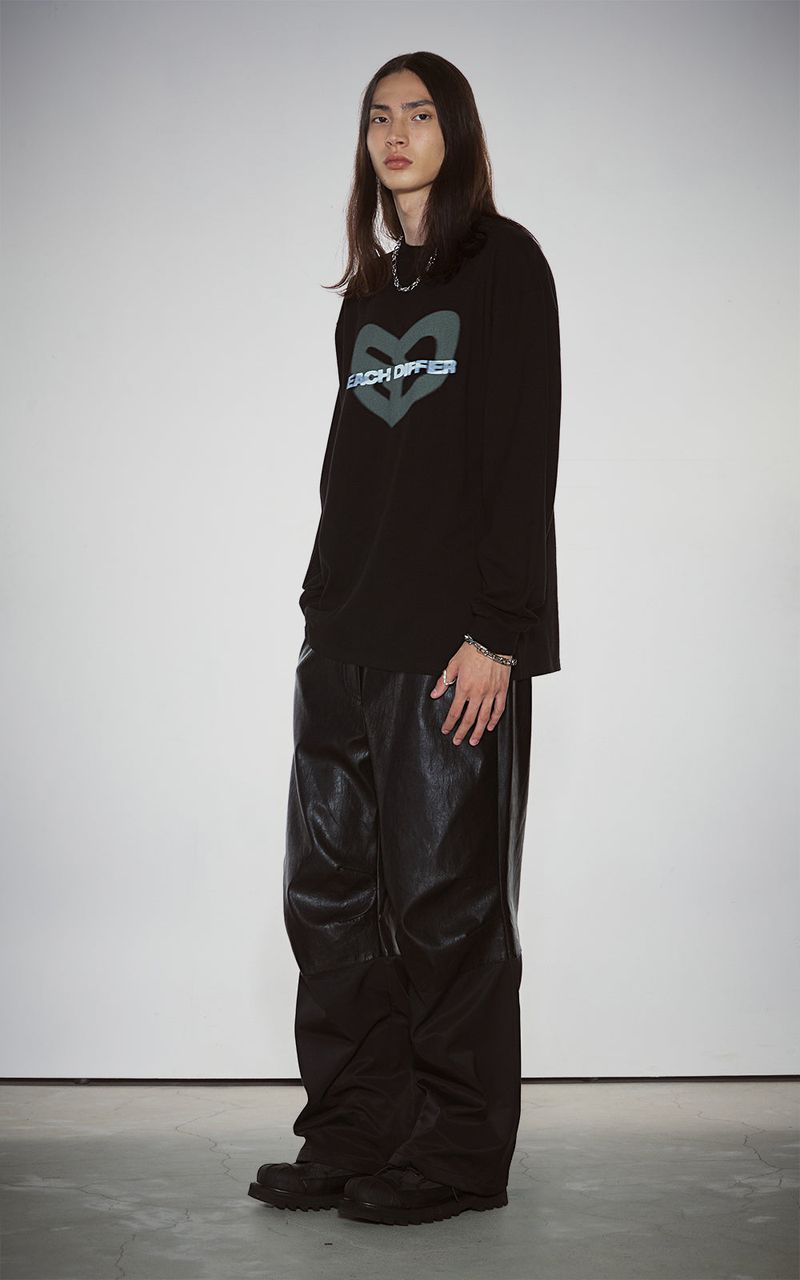 BLUR HEART LONG SLEEVE_BLACK