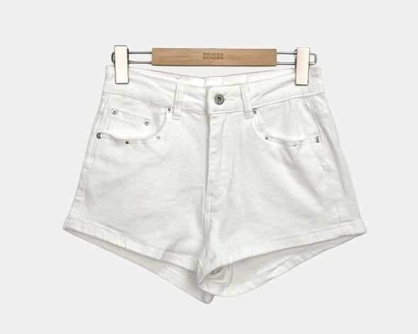 キャビンリベットスタッドショートパンツ