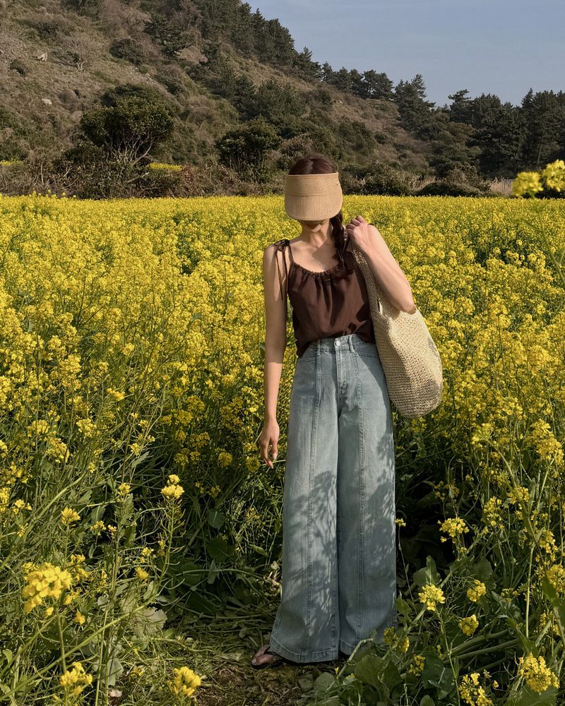 Peri incision wide denim pants